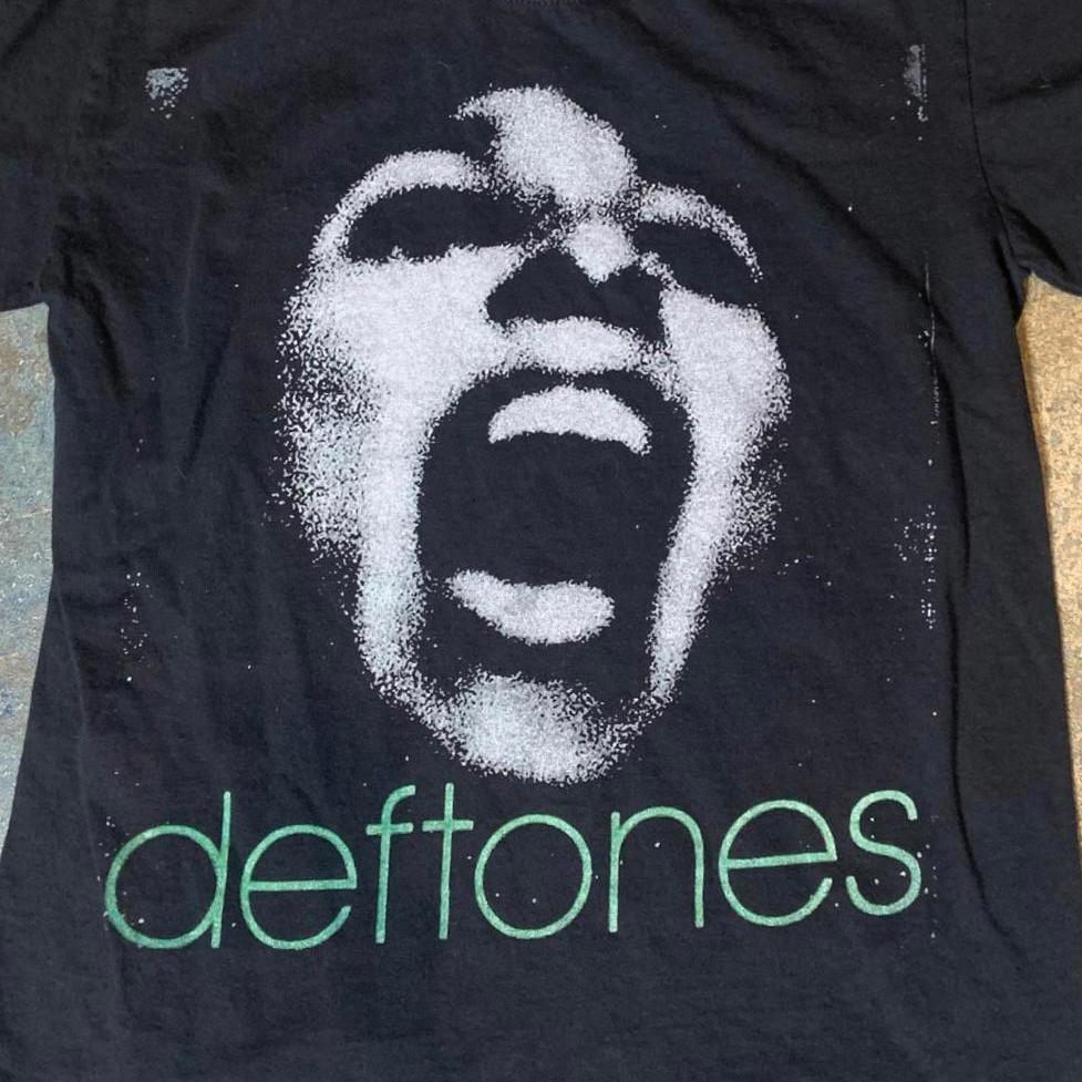 Deftones Preowned Large Black Shirt